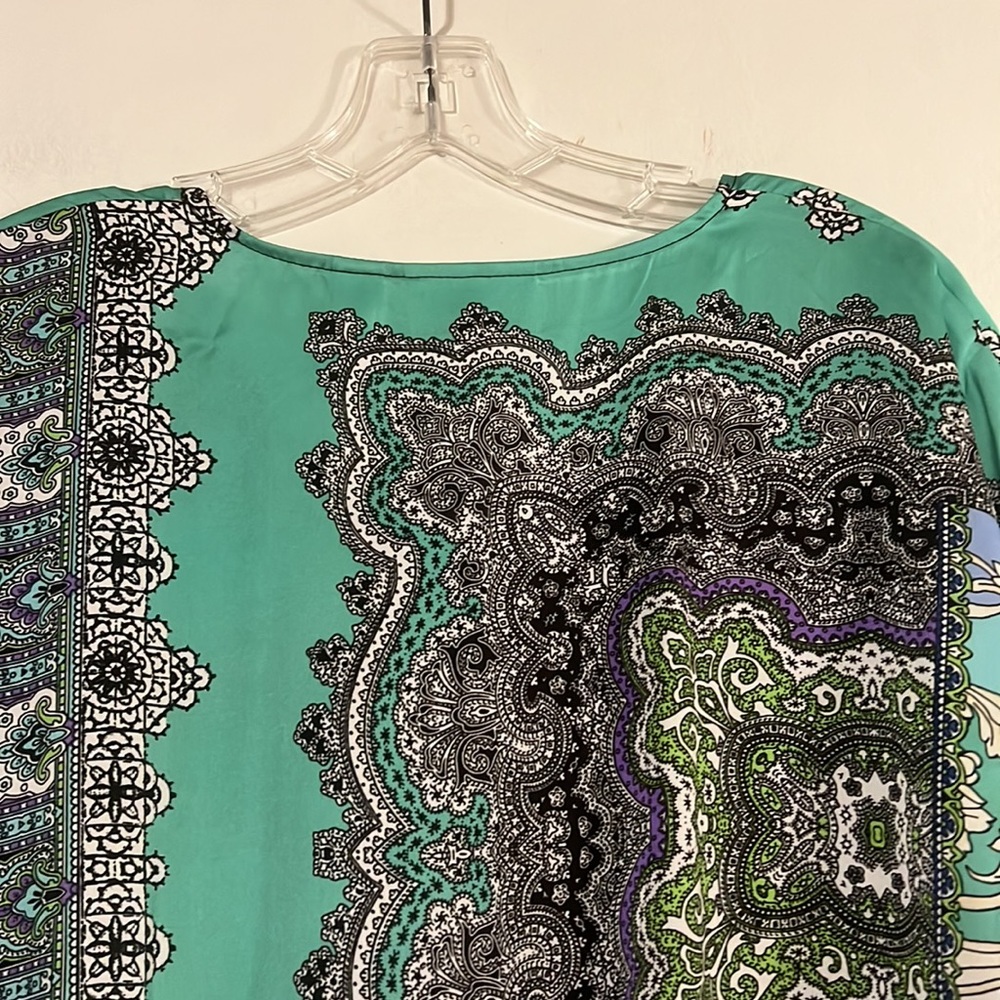 Chicos multi color satin peplum blouse Chicos size 1 - Picture 6 of 9